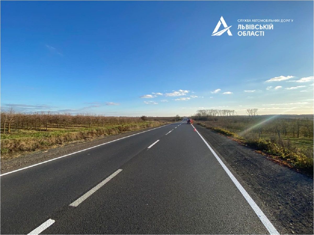 На Львівщині завершують ремонт дороги між Городком та Крижовою 