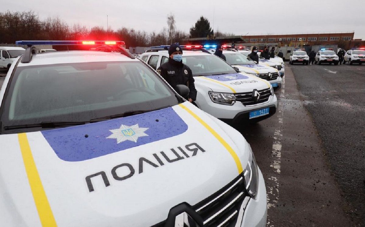 Львівська міська рада купила п’ять автомобілів для обласної поліції