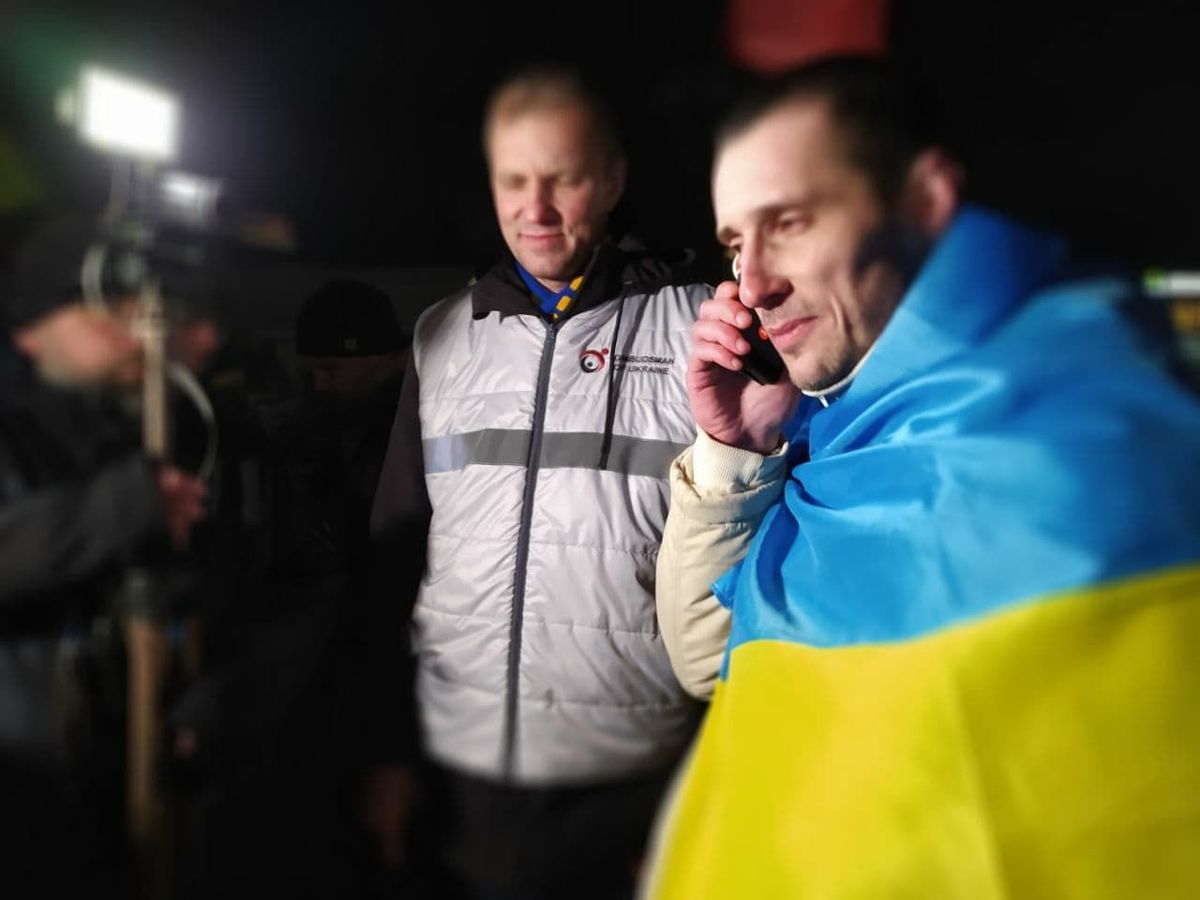 До України повернувся засуджений в РФ політв'язень Олександр Шумков