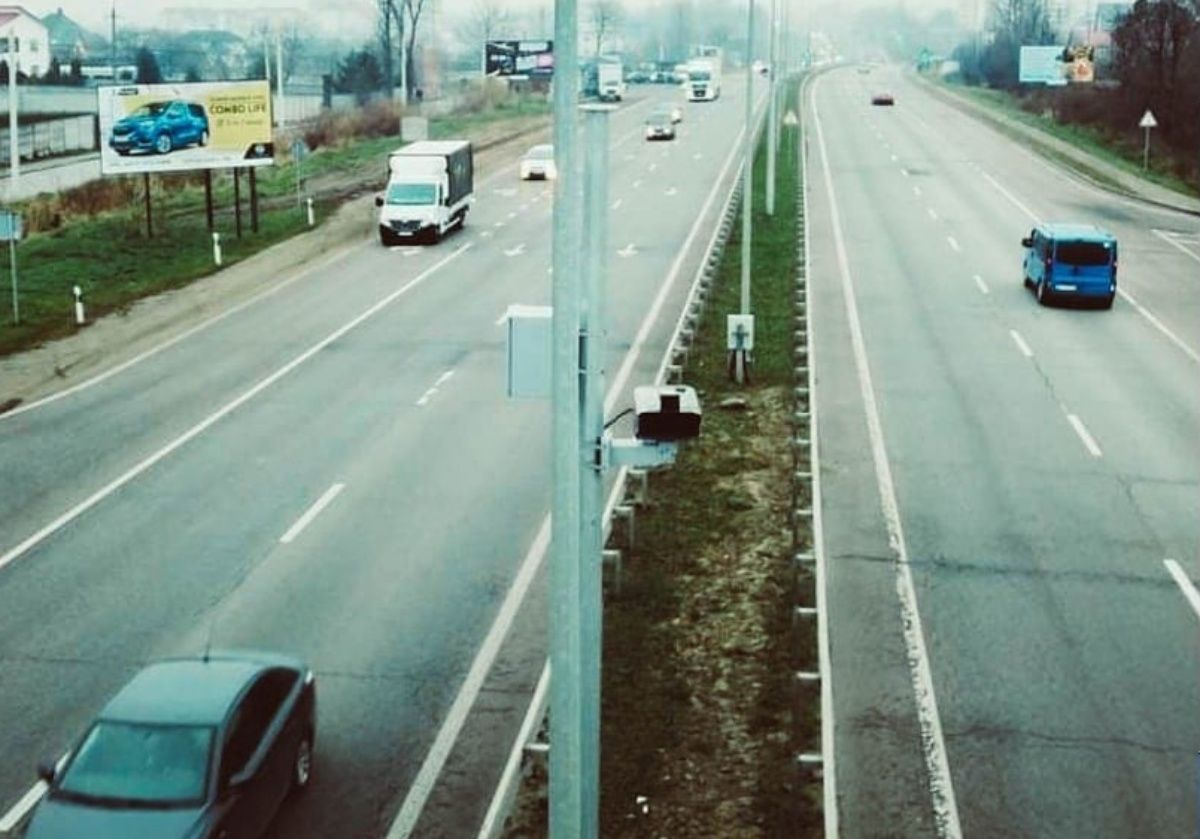 Три камери автофіксації порушень ПДР працюватимуть на Львівщині з 30 грудня