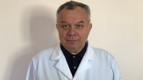 Львівський лікар помер у власному робочому кабінеті  