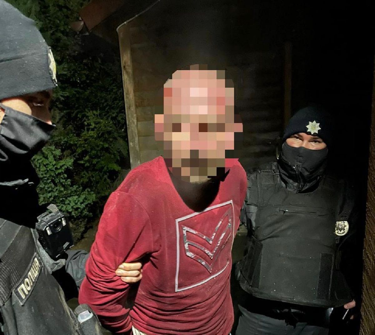 На Закарпатті 30-річний чоловік убив двох дітей своєї співмешканки у сауні