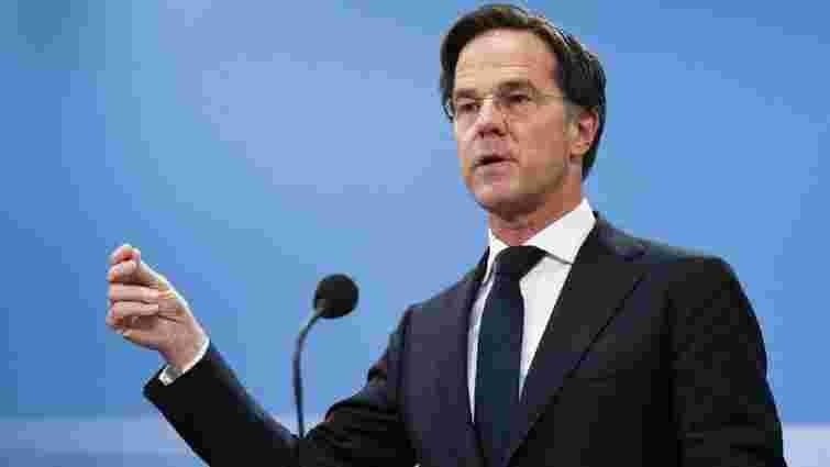 Уряд Нідерландів пішов у відставку через скандал з виплатами на дітей