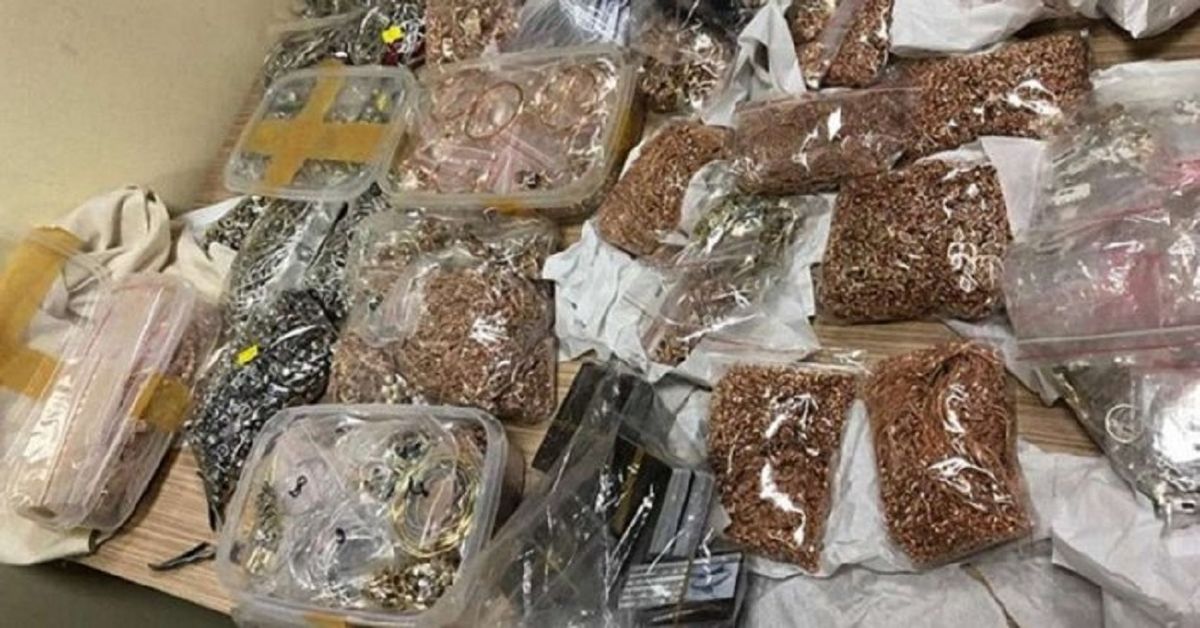 Львівський суд не дозволив арештувати слідчого СБУ, що віддав контрабандисту 24 кг коштовностей