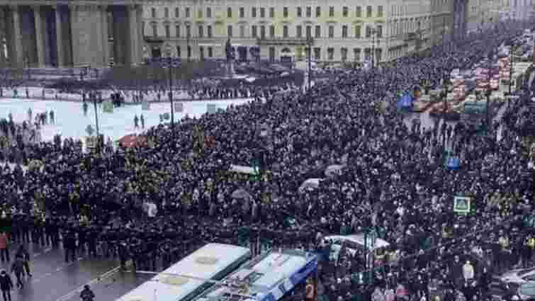 На акціях протесту в Росії затримали понад три тисячі людей