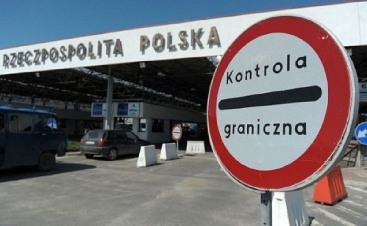 У Польщі скасували обов'язковий карантин для іноземців