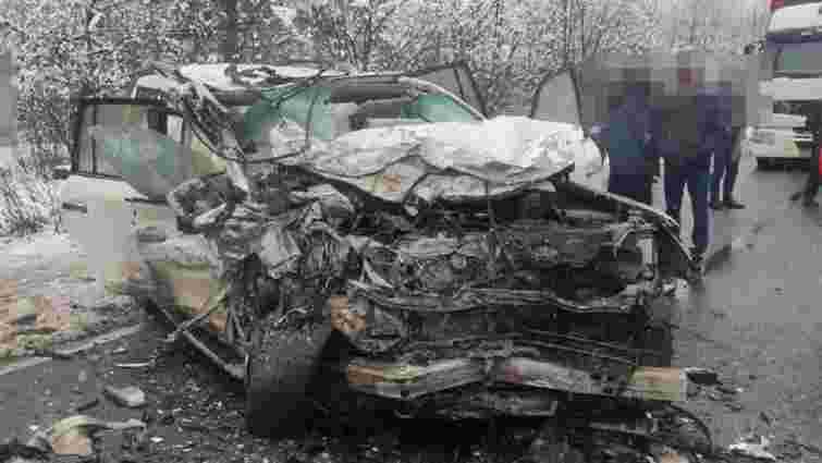 Двоє людей загинули в автокатастрофі біля Сколе