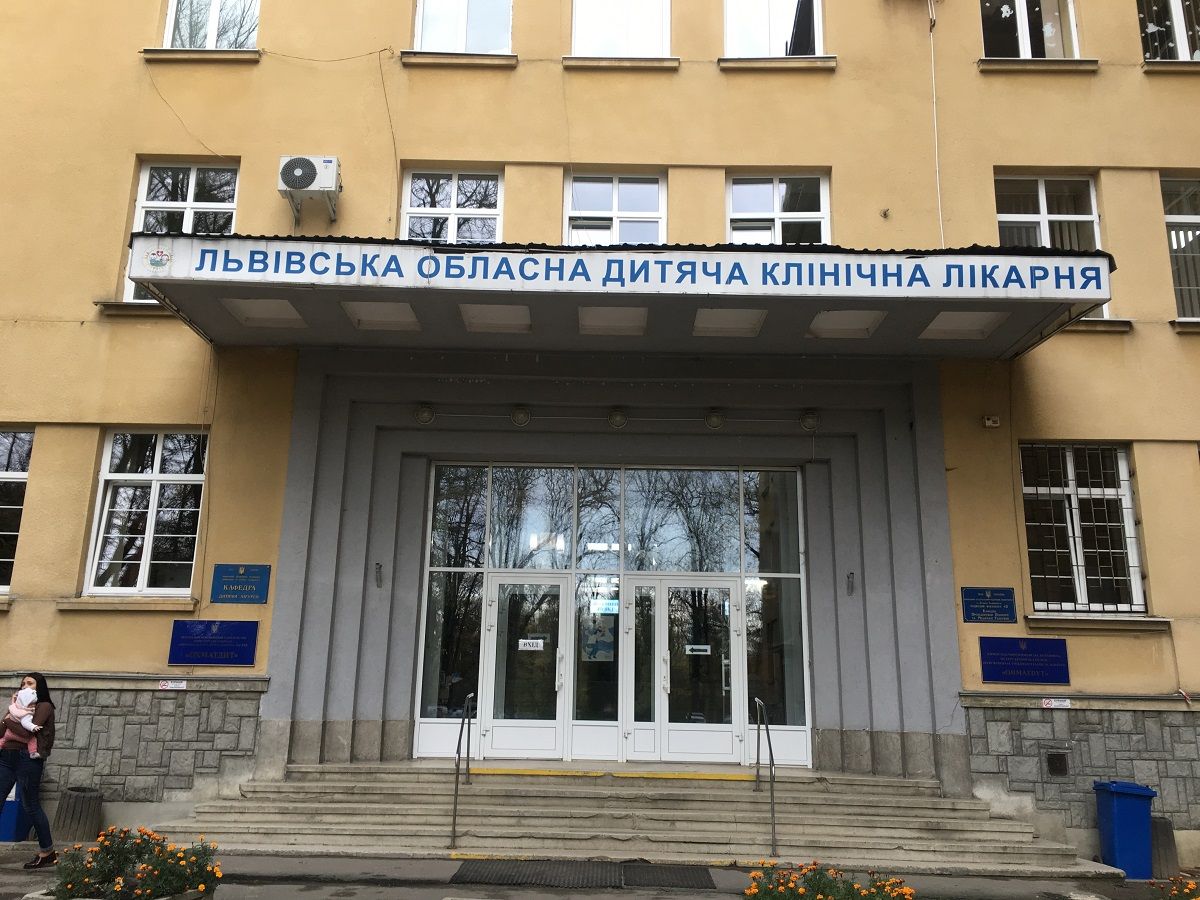 У львівському ОХМАТДИТі прооперували 6-річного хлопчика з кулею в апендиксі
