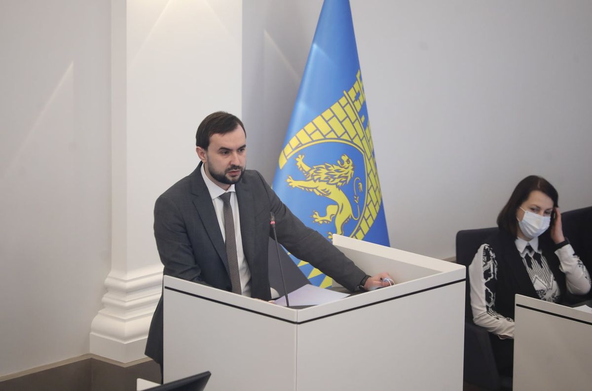 Львівських депутатів пропонують штрафувати за порушення етики