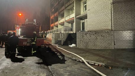 Міністр розповів подробиці смертельної пожежі у лікарні в Запоріжжі
