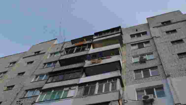 Молода жінка випала з восьмого поверху будинку у Львові
