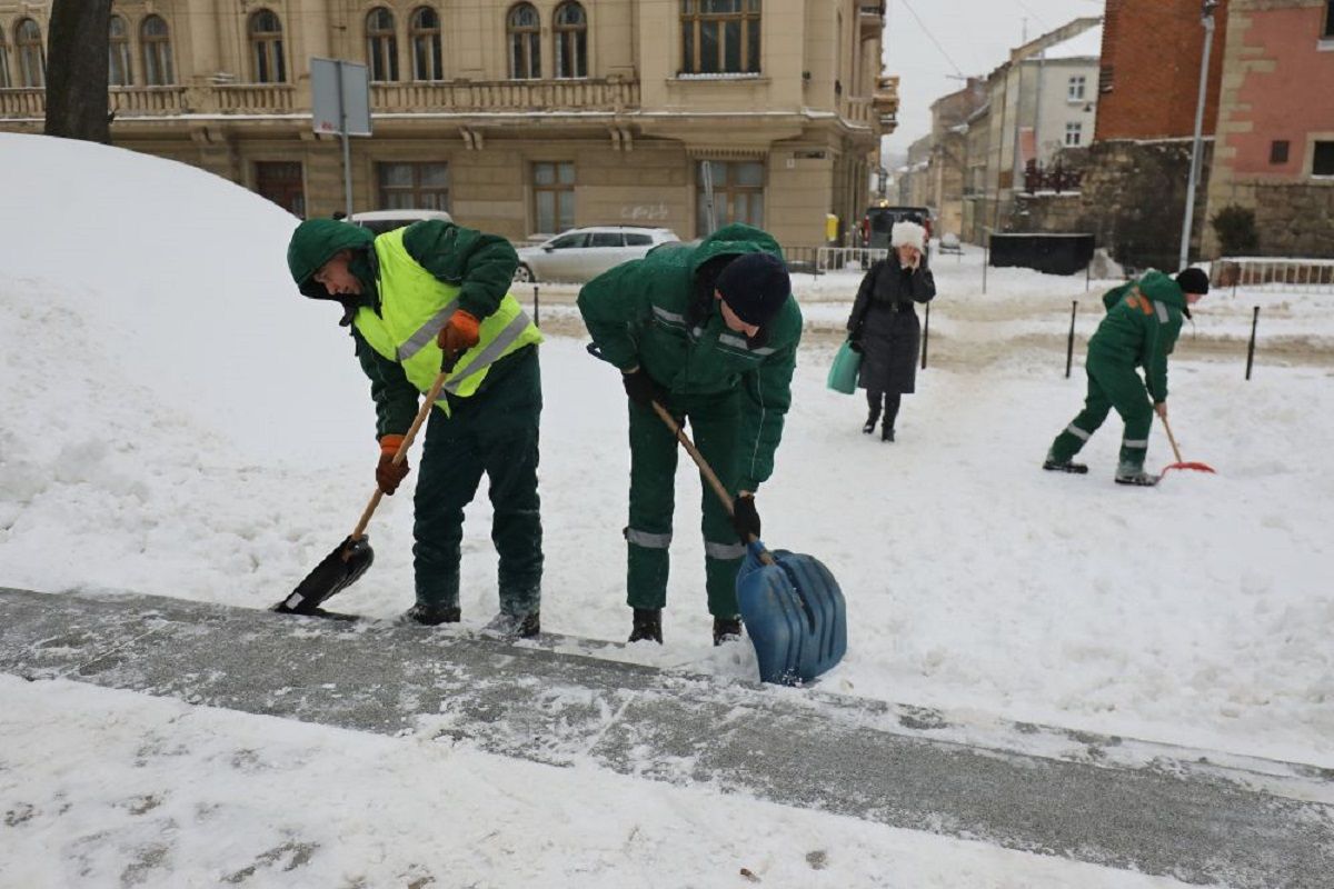 За три доби у Львові випало 106% місячної норми снігу