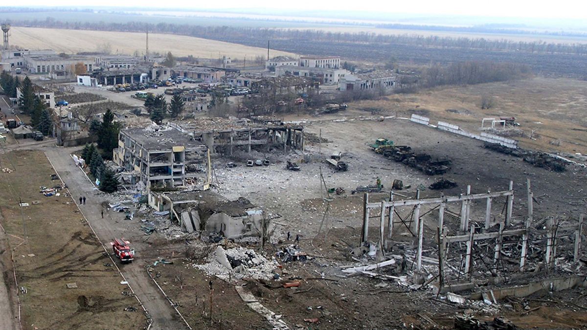 У справі вибухів на складах із боєприпасами на Луганщині з’явилися перші підозрювані