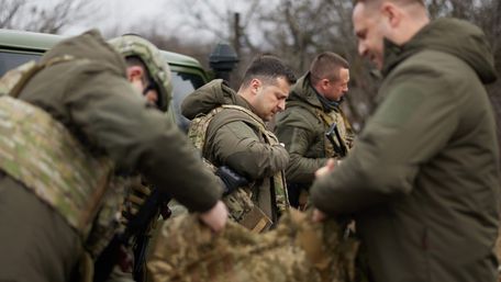 Зеленський прокоментував збільшення кількості обстрілів українських позицій на Донбасі