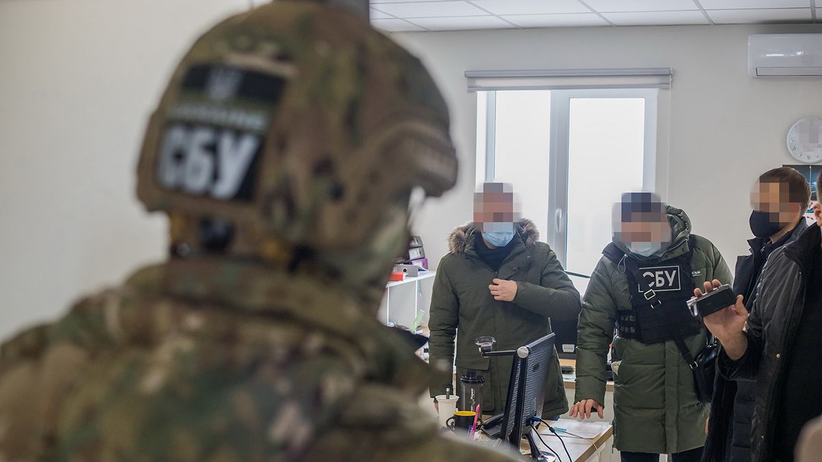 Екс-керівництво київського заводу привласнило нерухомість на 4 млн доларів