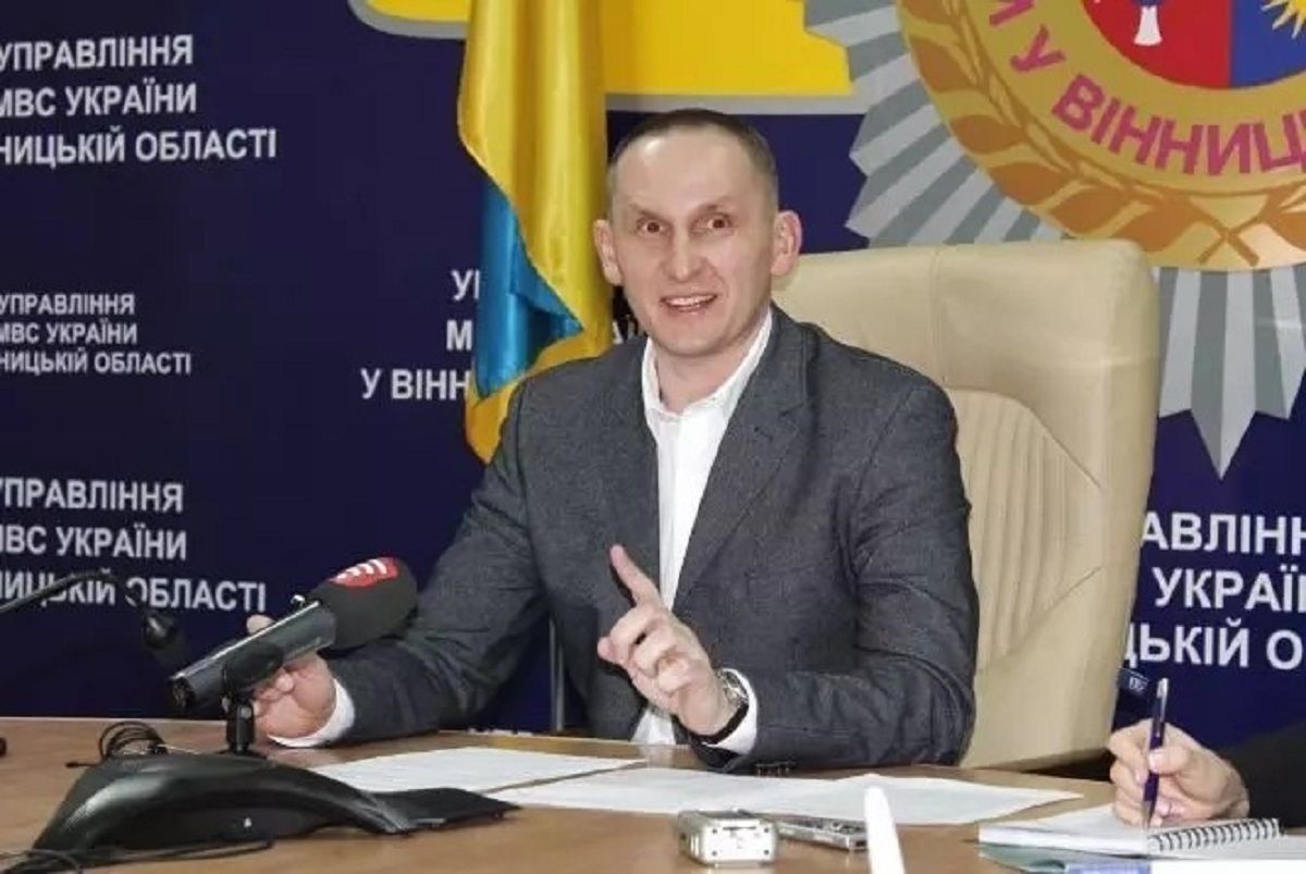 Верховний суд поновив на посаді поліцейського, який відвідав «парад перемоги» в Криму