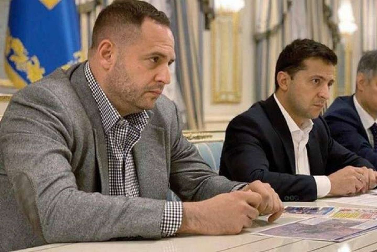Голова Офісу президента назвав причини падіння рейтингу Зеленського