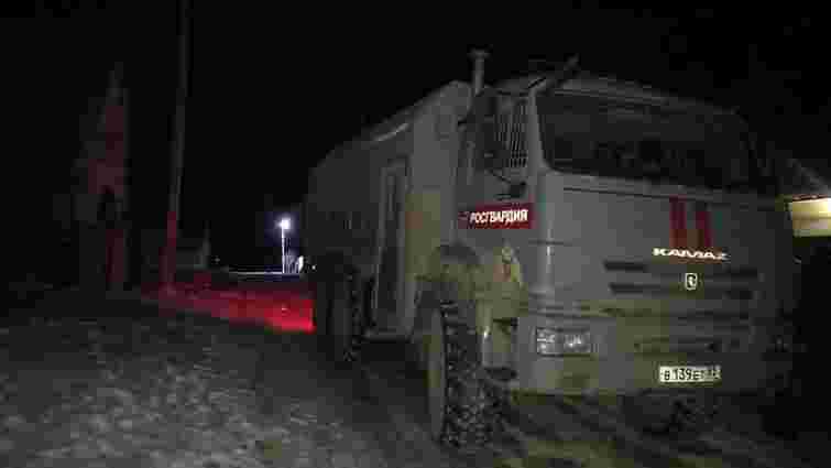 Російські окупанти вночі прийшли з обшуками до кримських татар