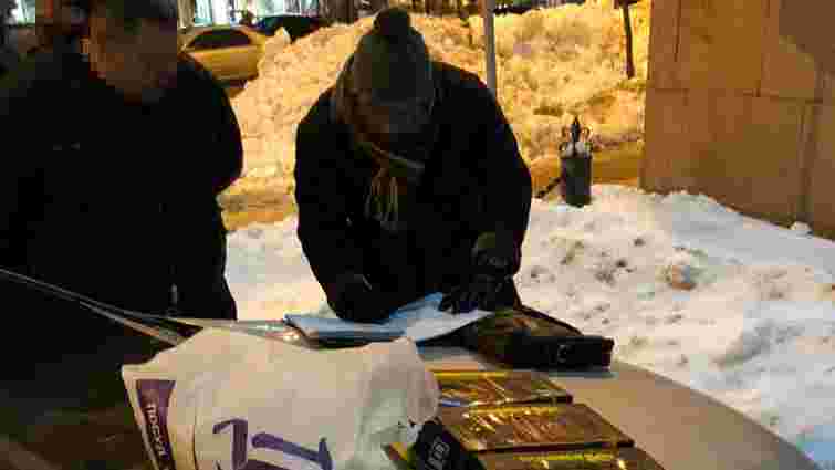 Колишнього львівського поліцейського затримали за торгівлю кокаїном