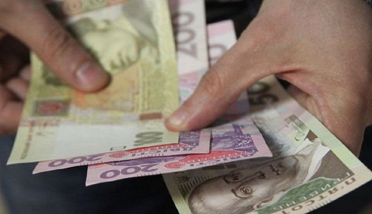 У березні українці почали отримувати підвищені пенсії