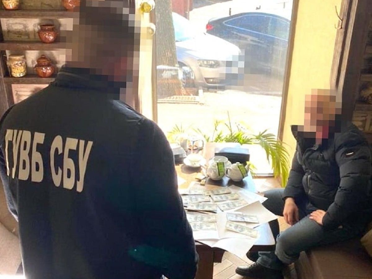 У Львові затримали 46-річного вірменина за спробу дати хабар працівнику СБУ