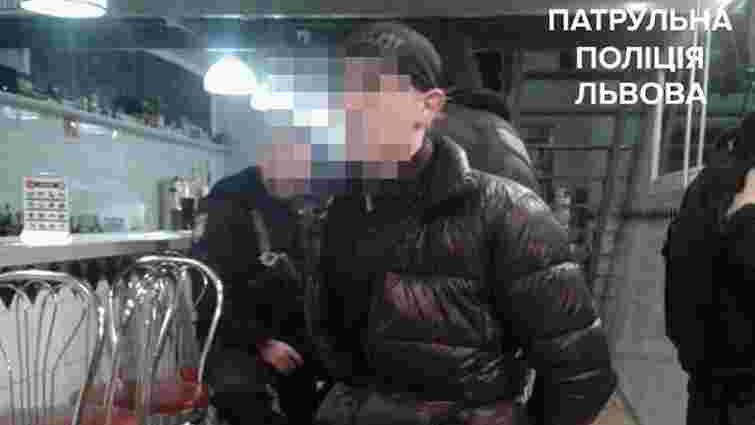 За стрілянину в барі у центрі Львова чоловіка засудили на 7 років тюрми