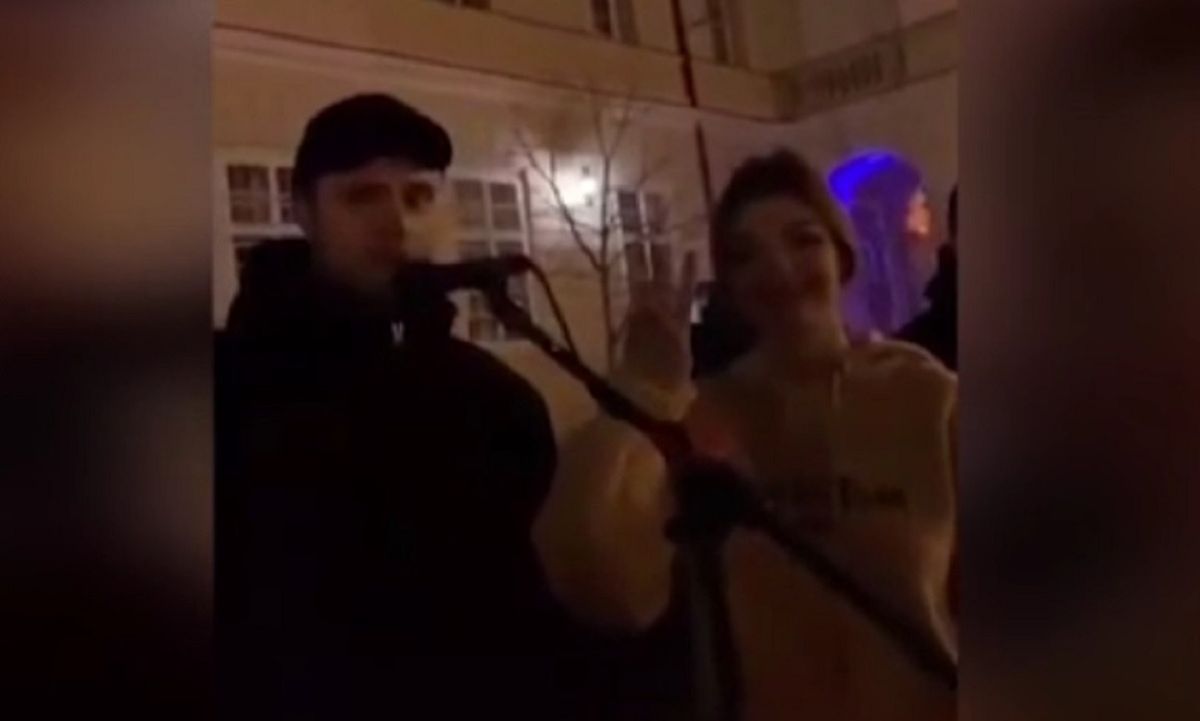 Вуличного музиканта побили у центрі Львова за російські пісні