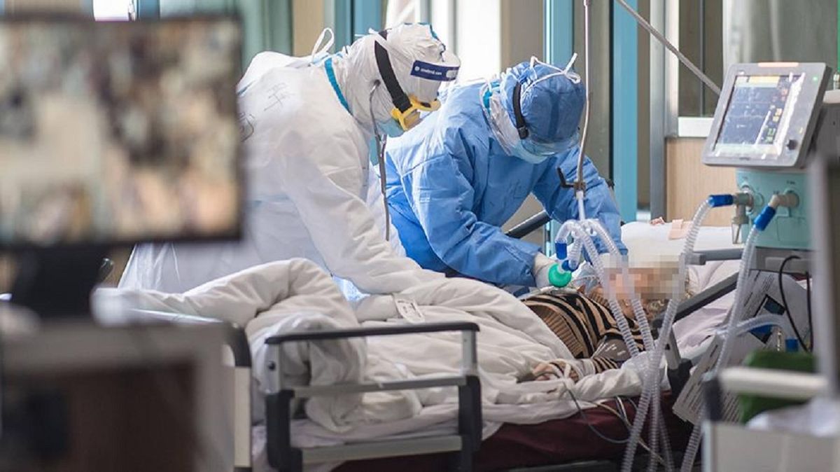 У лікарнях Львівщини заповнено 50% ліжок для хворих на Covid-19