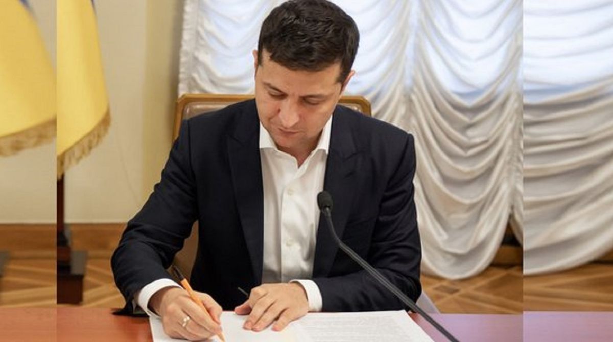 Зеленський нагородив двох мешканок Львівщини з нагоди 8 березня