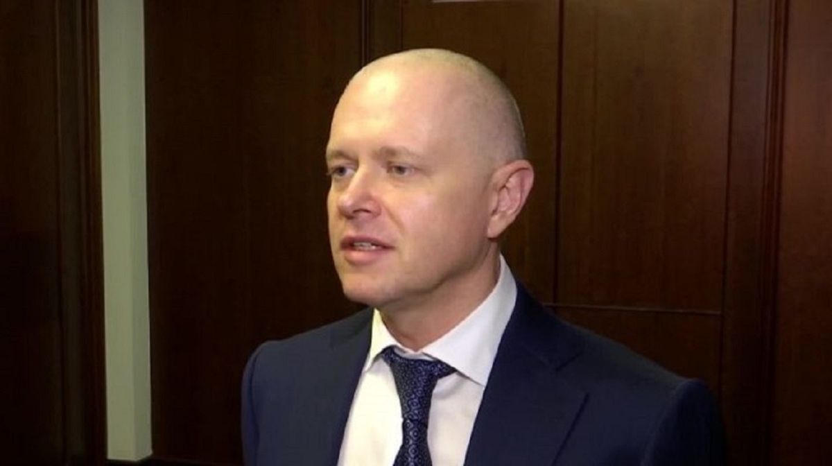 Топ-фігурант справи «ПриватБанку» зміг переписати майно на родину після затримання