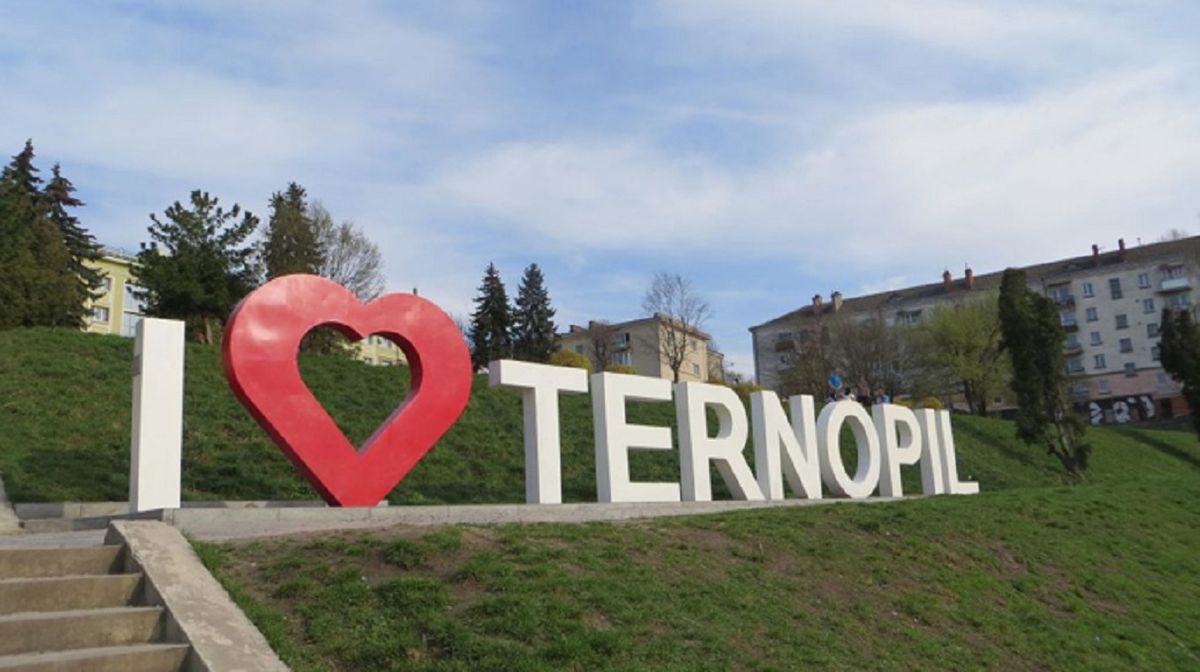За порушення карантину ресторанам і клубам Тернополя відключатимуть компослуги