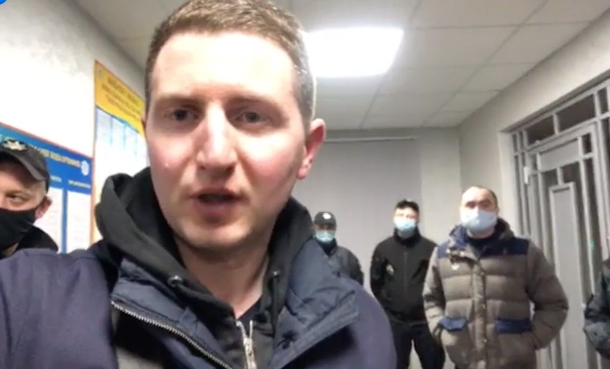 Поліція Закарпаття затримала львівського провокатора Остапа Стахіва