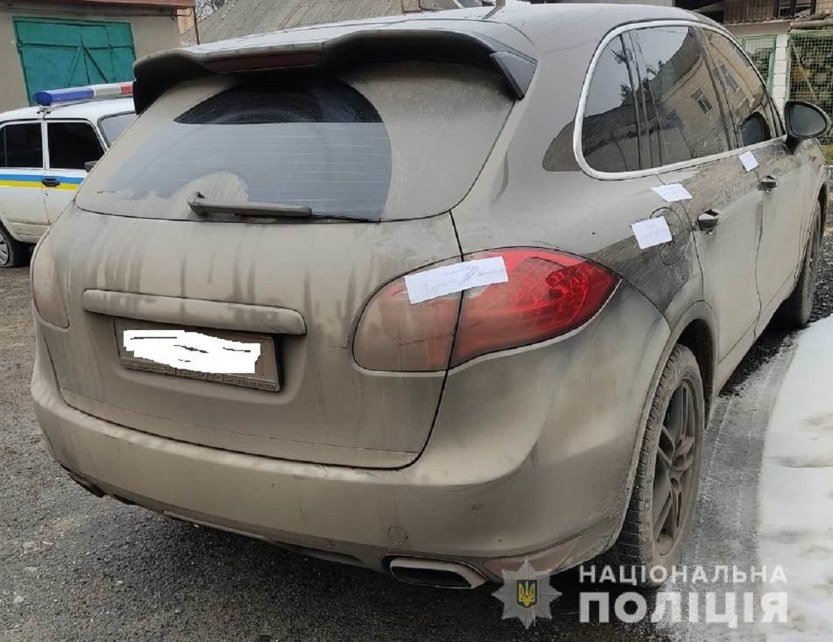 Хуліган на Вінниччині знеструмив половину селища стріляниною з автомата