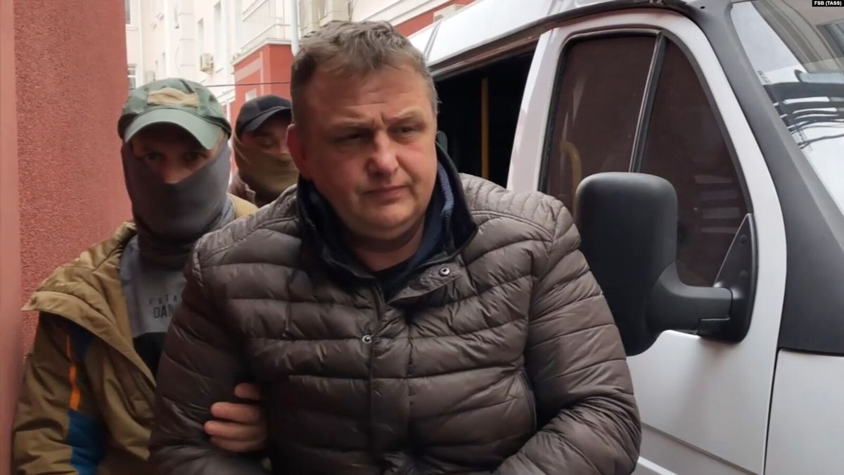 ФСБ звинуватила в шпигунстві учасника покладання квітів до пам’ятника Шевченку в Криму 