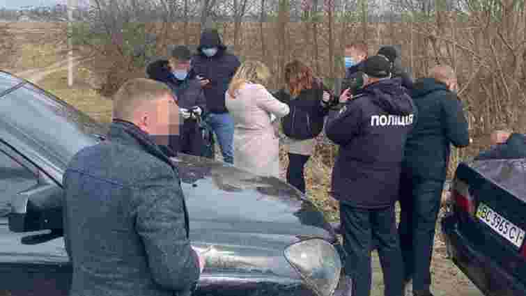 Чотирьох мешканців Новояворівська затримали за торгівлю наркотиками