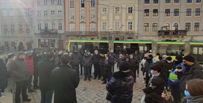 Торговці ринку «Південний» пікетували ЛМР через жорсткий карантин