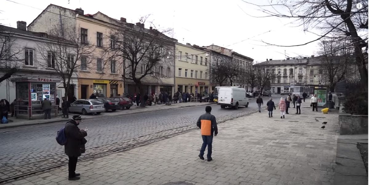 У Львові закривають на реконструкцію другу половину вул. Бандери