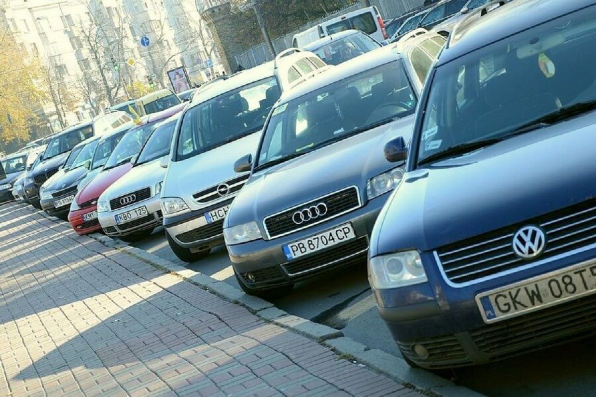 Вартість розмитнення автомобілів хочуть зменшити на 30% за 5 років
