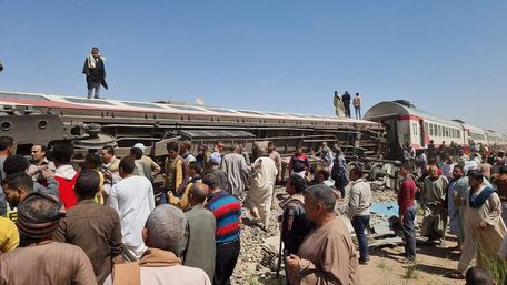 32 людини загинули у зіткненні двох пасажирських потягів у Єгипті