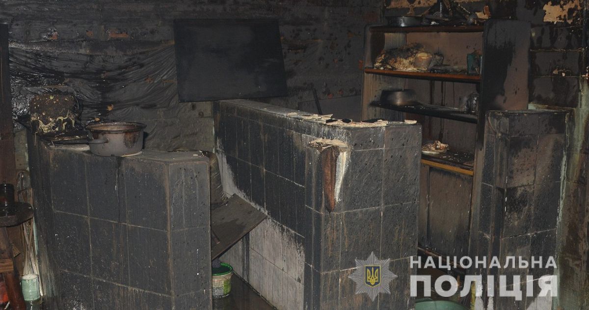 Під час сварки з жінкою дрогобичанин спалив житловий будинок