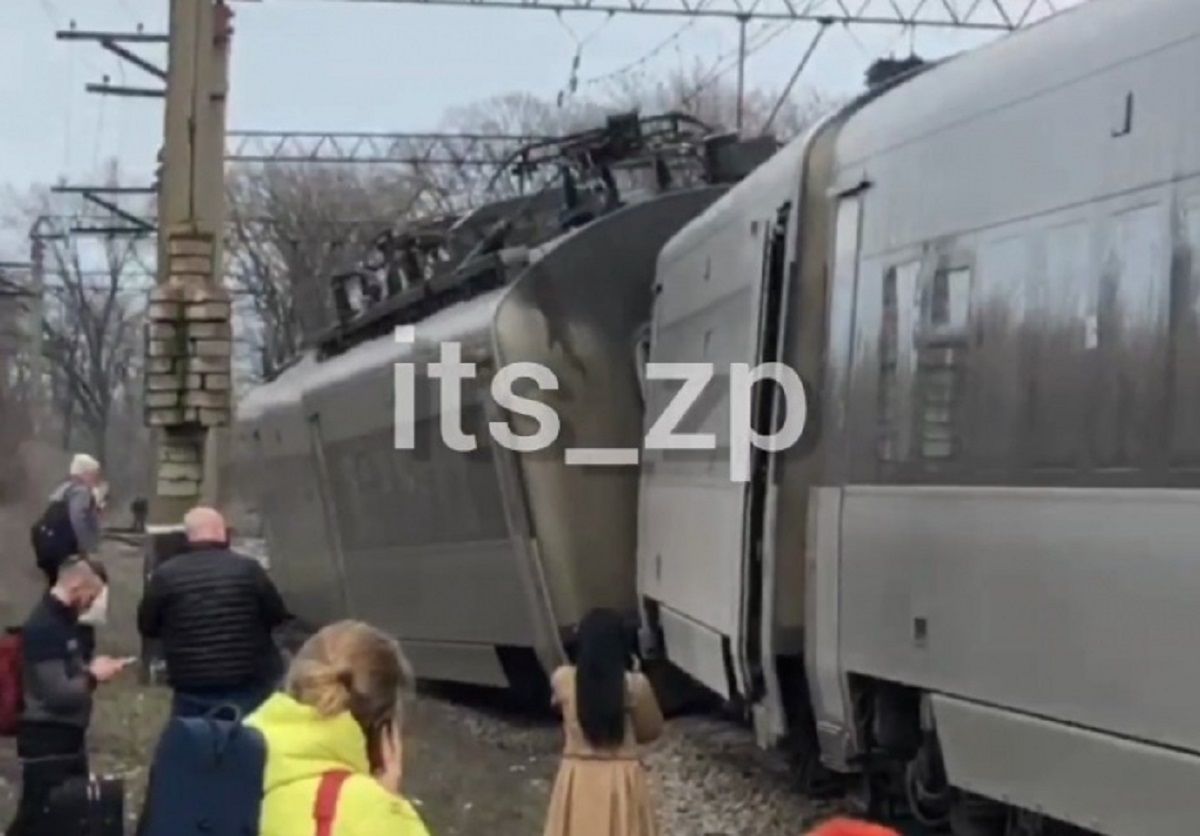 Швидкісний потяг «Інтерсіті» зійшов з рейок поблизу Запоріжжя