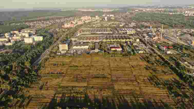 Суд відмовився визнати незаконним продаж землі під індустріальний парк у Рясному