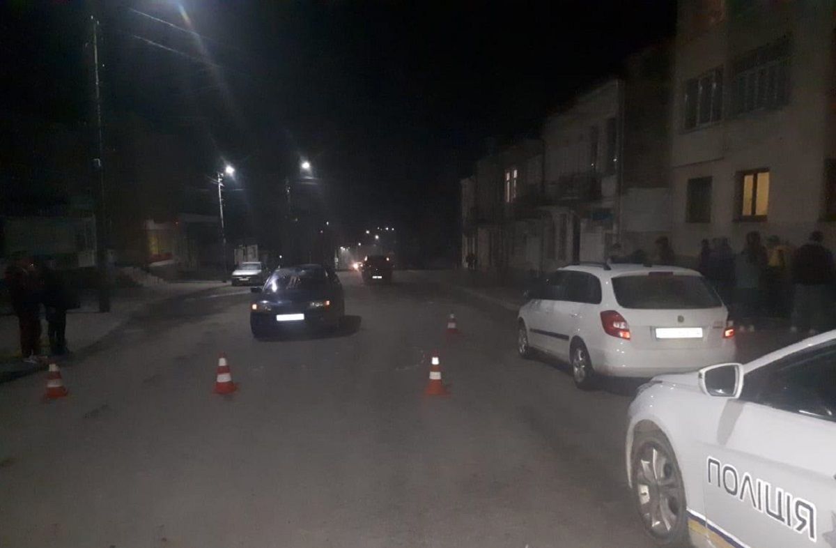 У Перемишлянах 33-річний пішохід потрапив під колеса двох автомобілів