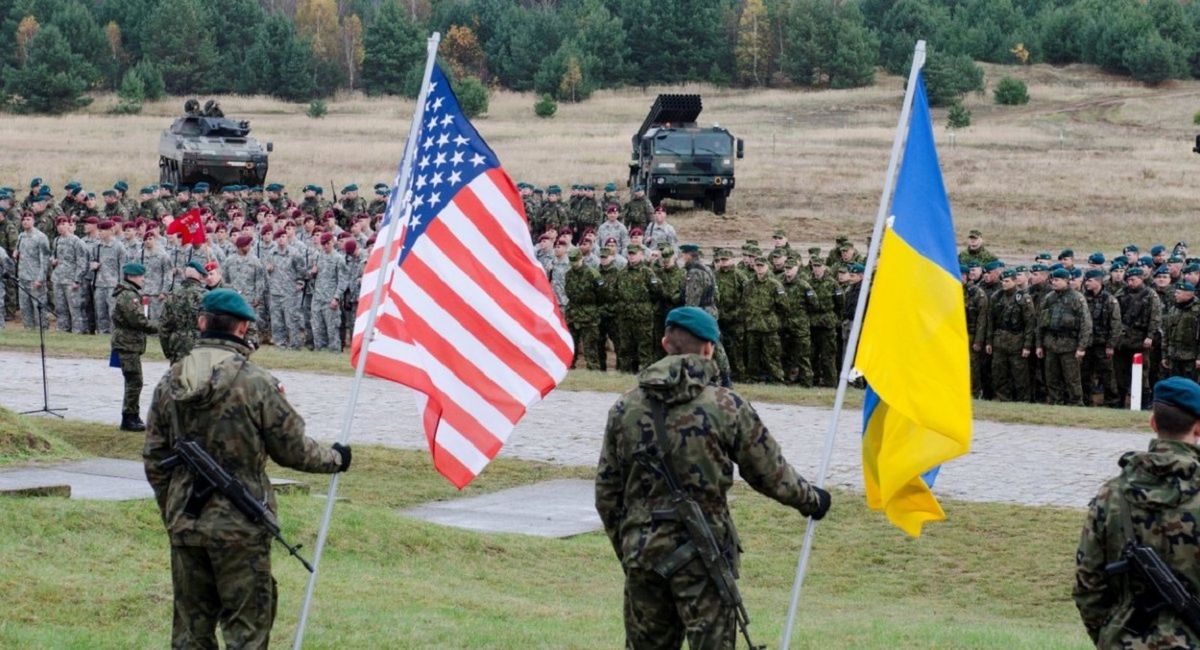 США пообіцяли підтримати Україну у випадку військового наступу Росії