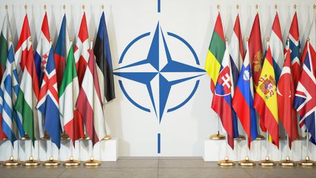 Посли НАТО провели зустріч через стягування військ РФ до кордонів України