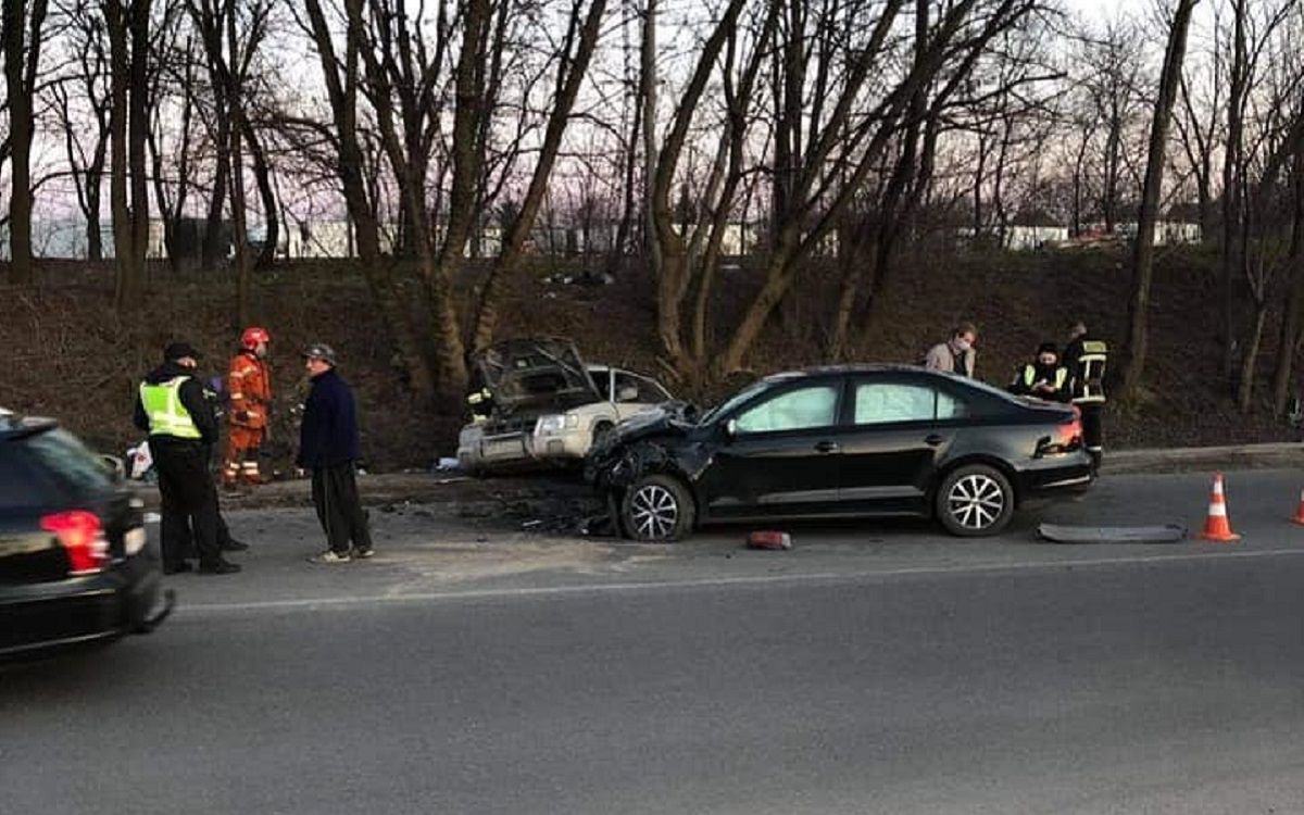 7-річна дитина потрапила в реанімацію після лобової ДТП у Львові