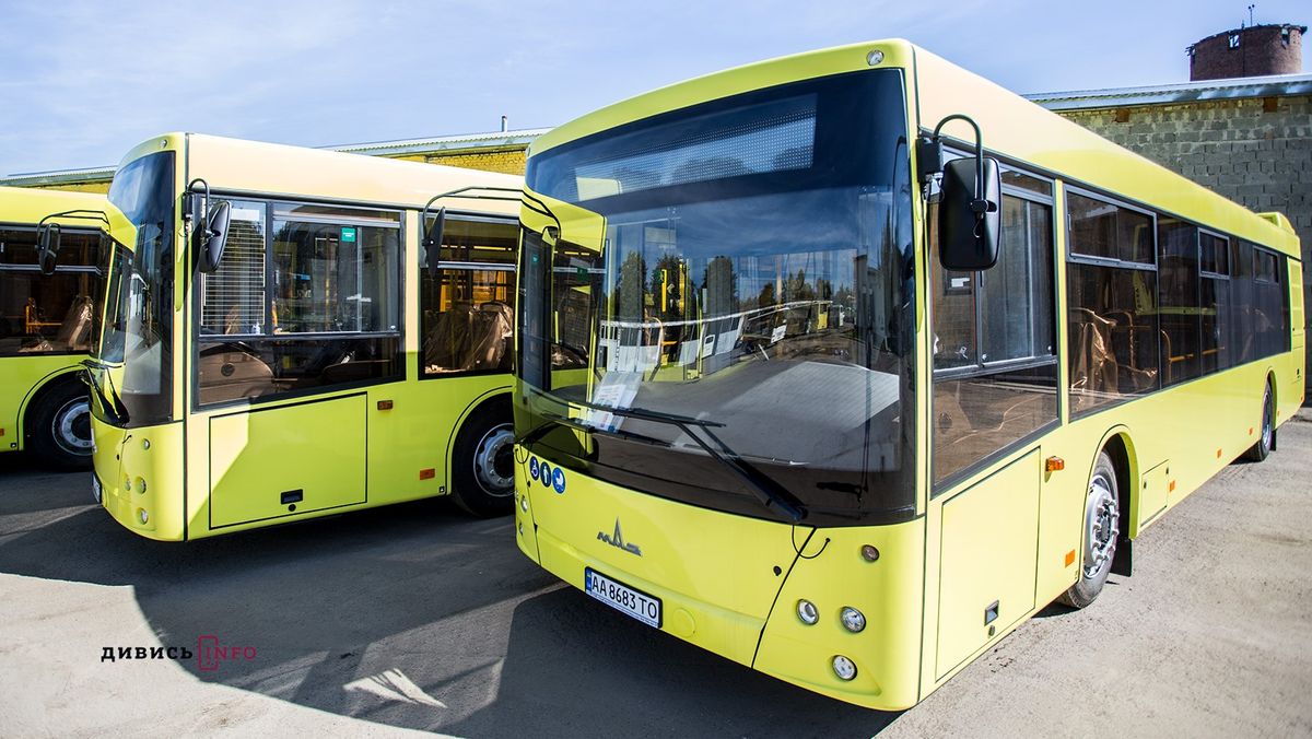 Садовий заявив про відмову Львова від купівлі 100 автобусів МАЗ