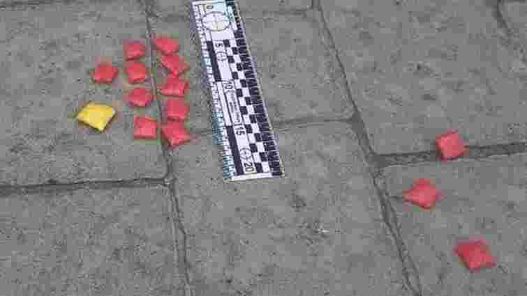 Львів'яни допомогли поліції затримати закладчика наркотиків
