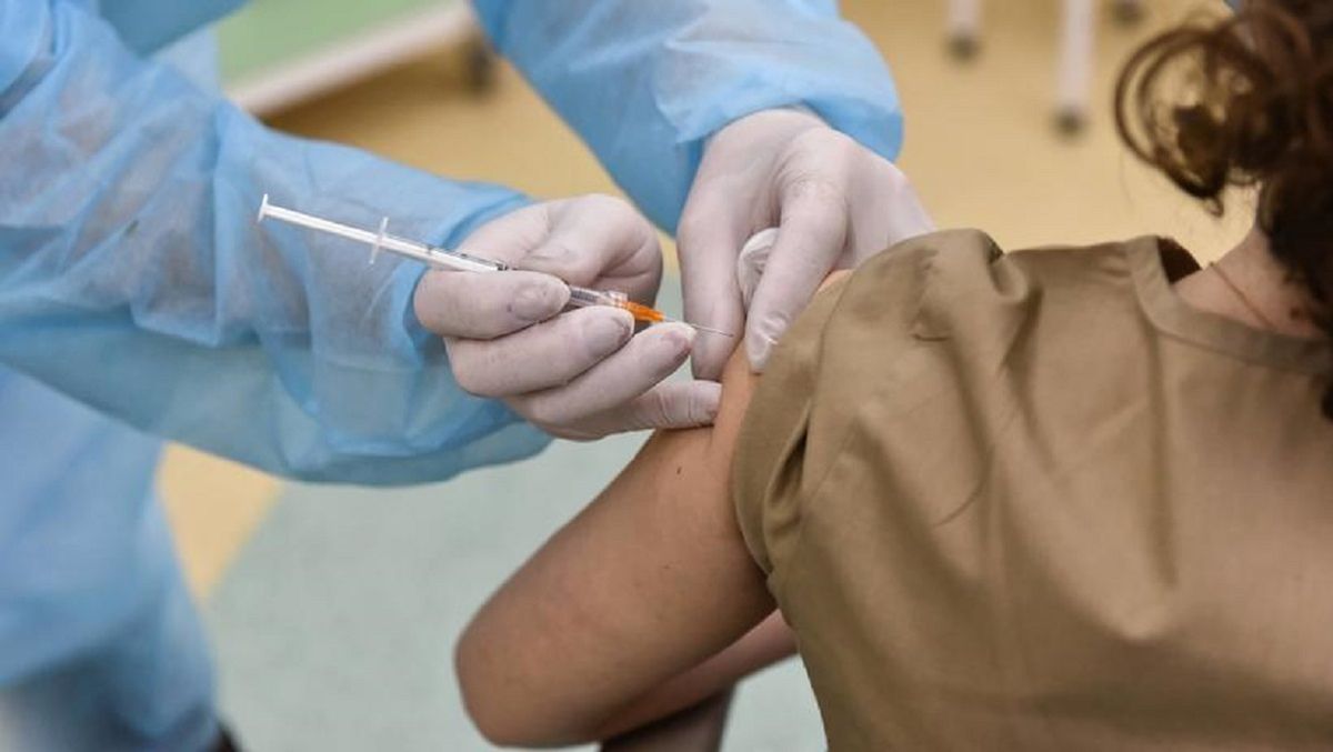 У Польщі вакцини проти Covid-19 показали 99% ефективності