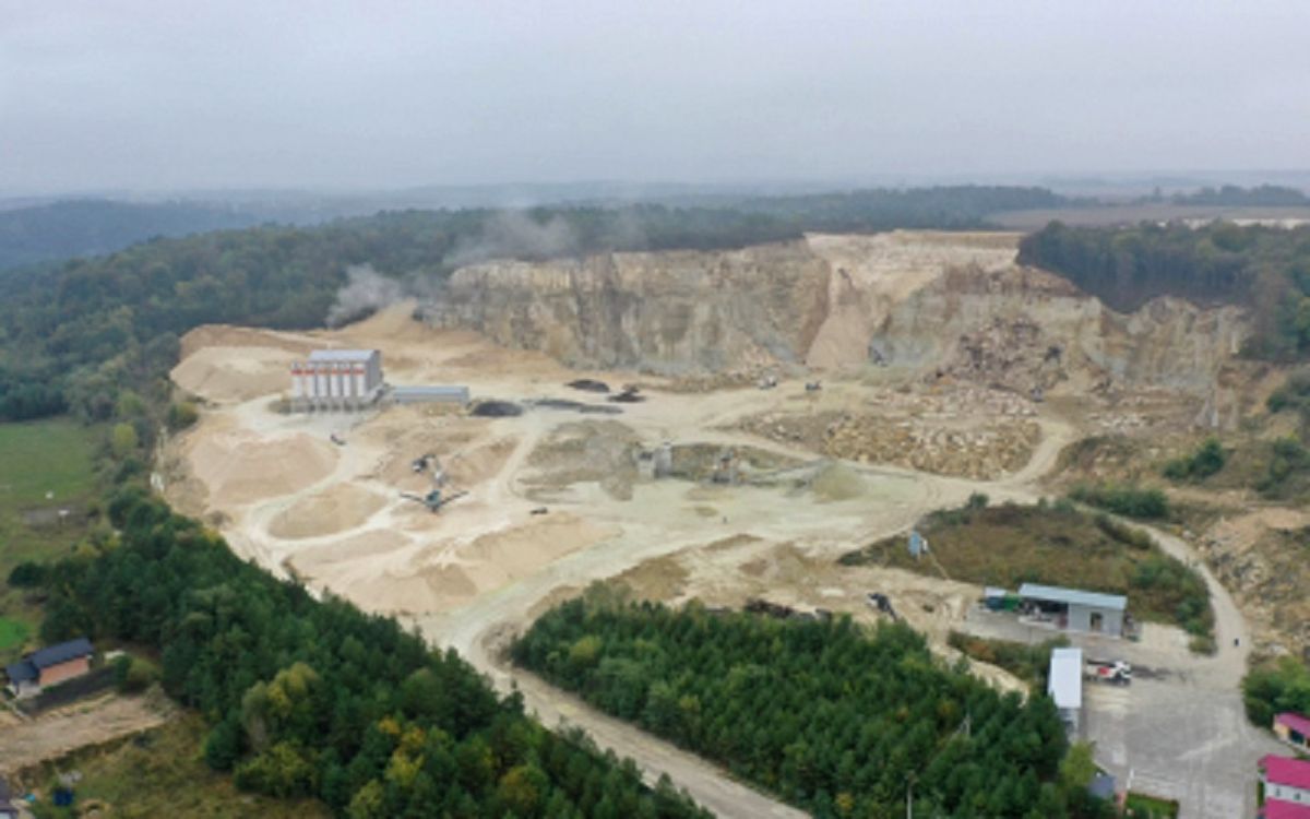 Директора Стрийського лісгоспу звинуватили у службовій недбалості